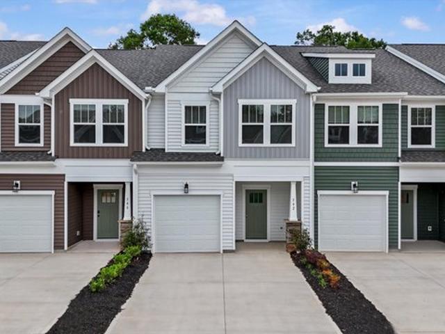 Townhouse for sale in Spartanburg, South Carolina