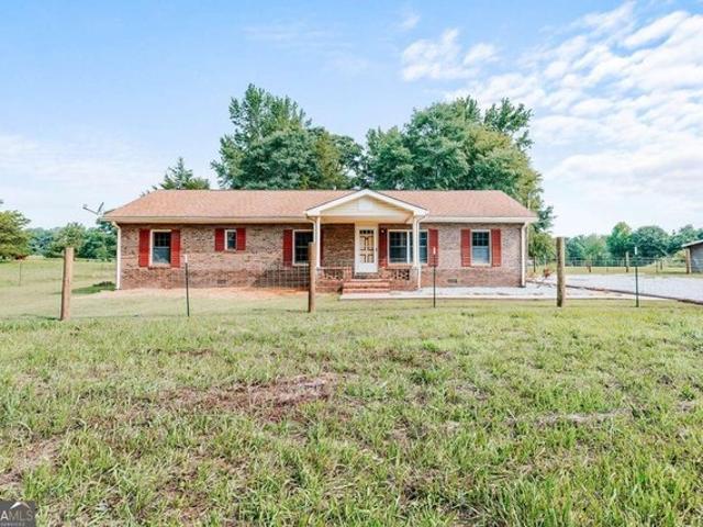 House for sale in Carlton, Georgia