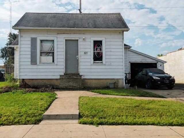 House for sale in Waseca, Minnesota