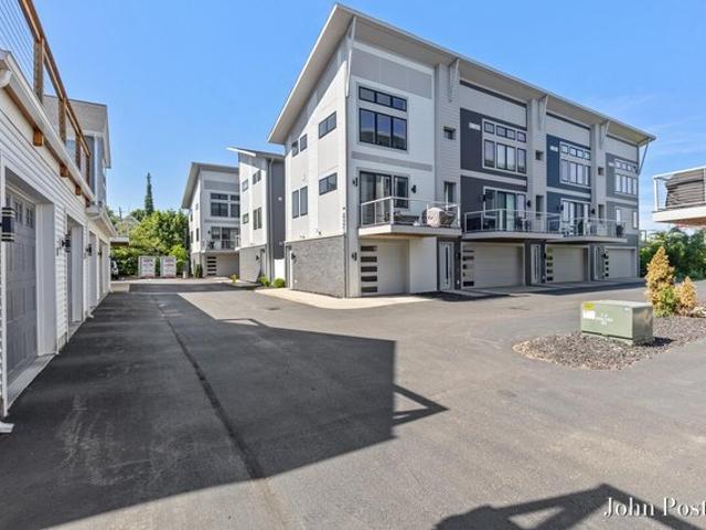 Condo for sale in Grand Rapids, Michigan