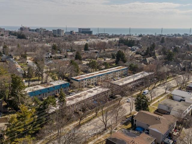 Condo for sale in Burlington, Ontario