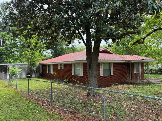 House for sale in Trinidad, Henderson County