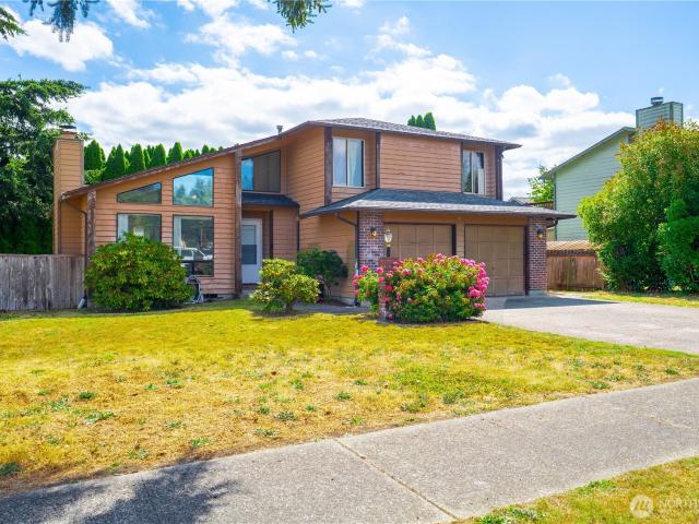 House for sale in Pacific, Washington