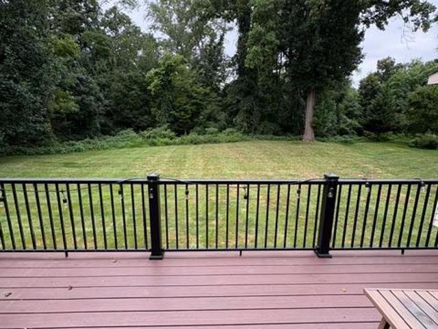 Townhouse for sale in Mount Alverno, Middletown Township