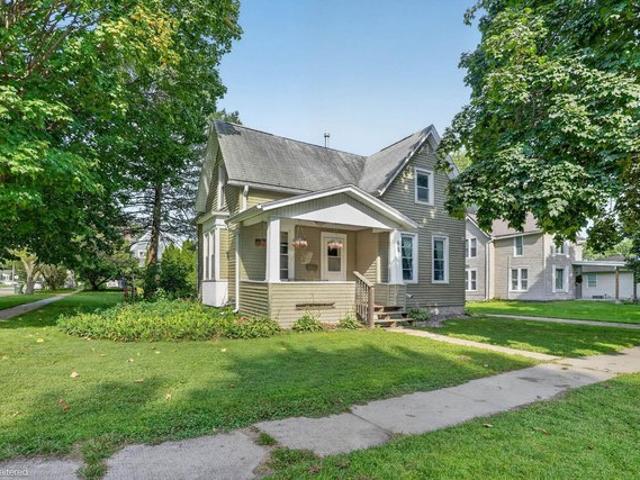 House for sale in Cedar Falls, Iowa