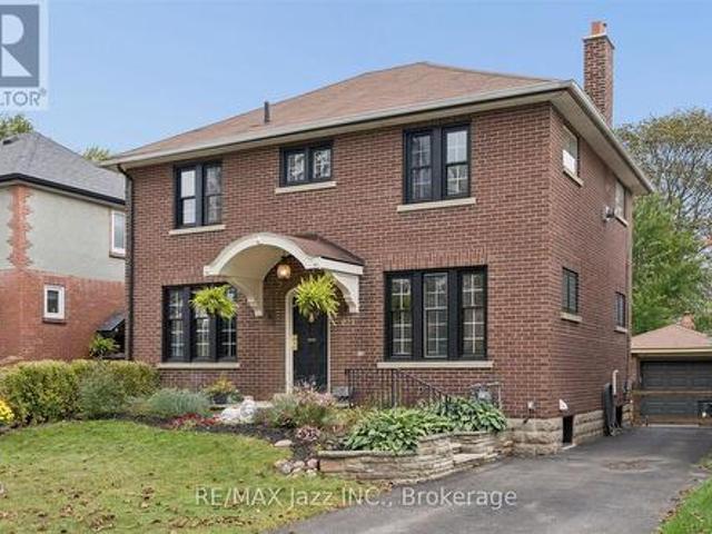 House for sale in O'Neill, Oshawa