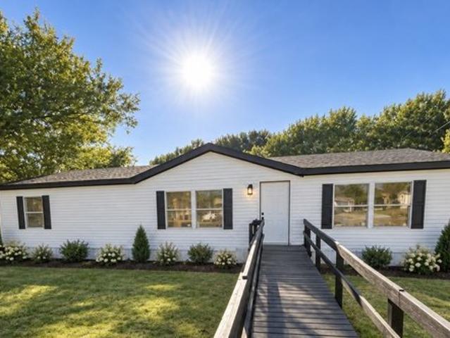 House for sale in Ellis, Texas