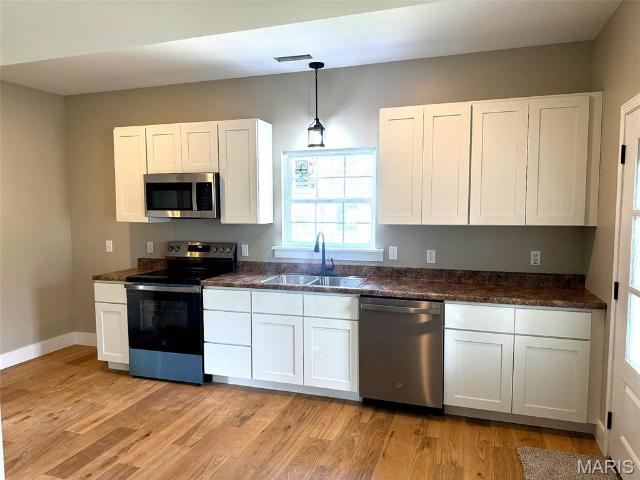 House for sale in De Soto, Missouri