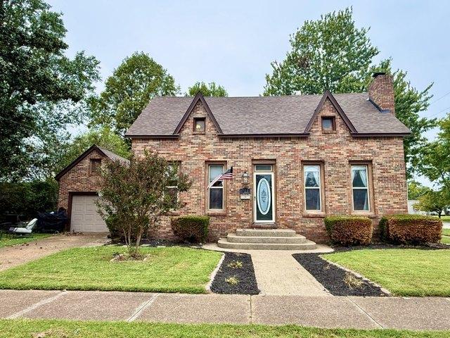 House for sale in Metropolis, Massac County
