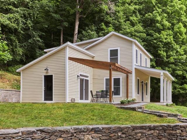 House for sale in Rhinebeck, New York