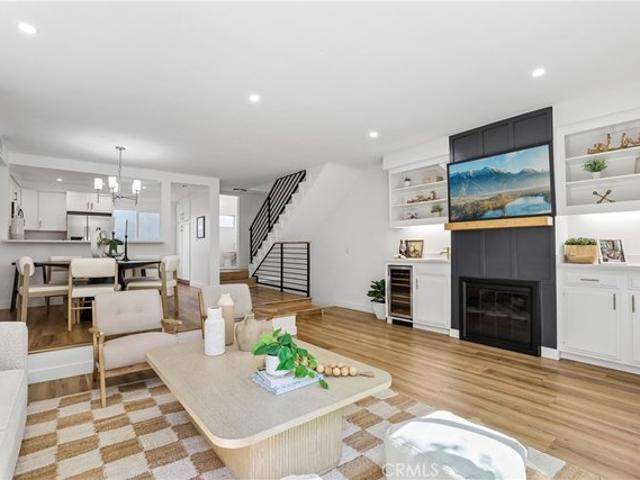 Townhouse for sale in West Hollywood, Los Angeles County