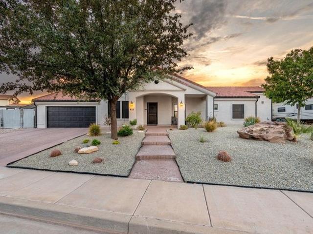House for sale in Washington, Utah