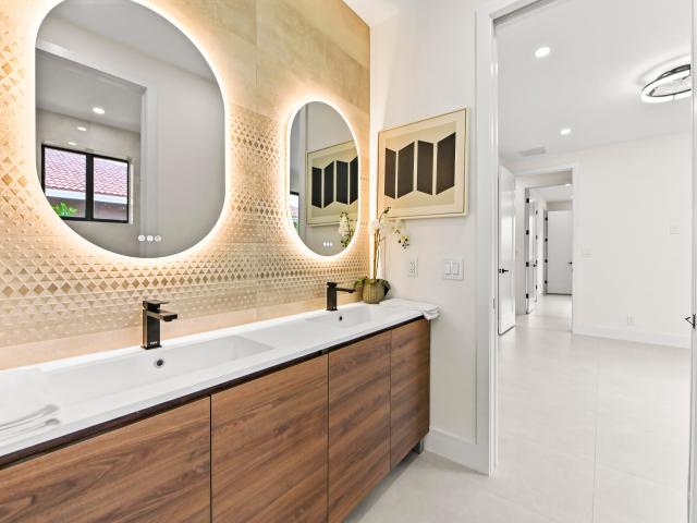House for sale in Coconut Creek, Florida
