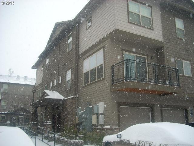 Condo for sale in Oregonia