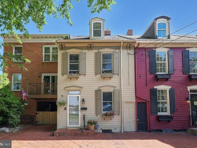 Townhouse for sale in Harrisburg, Pennsylvania