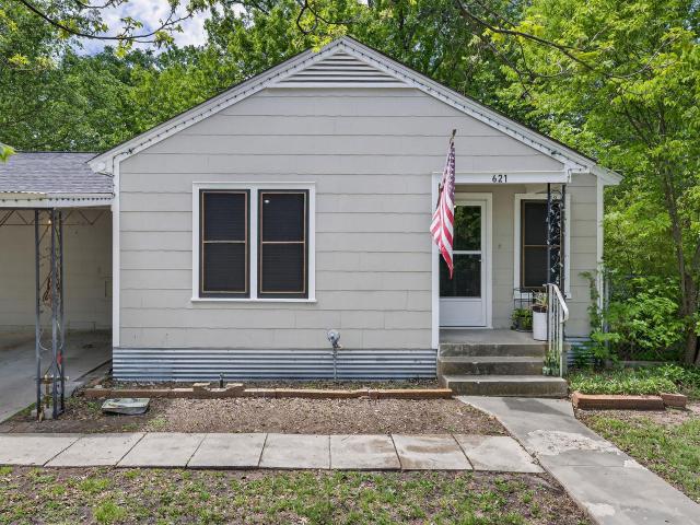 House for sale in Lockhart, Texas