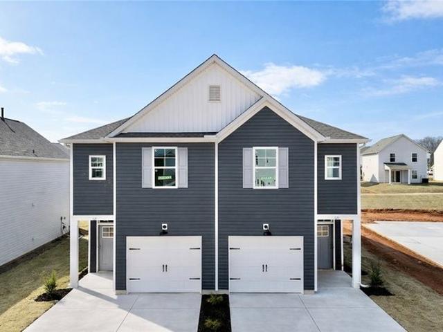 Townhouse for sale in Pendleton, South Carolina
