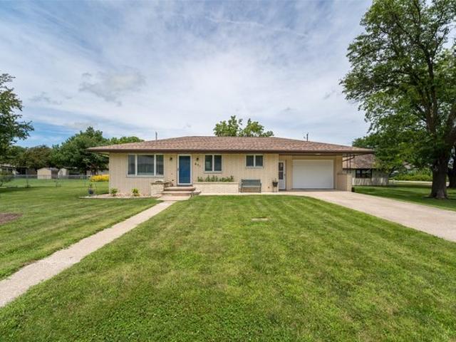 House for sale in Dexter, Iowa