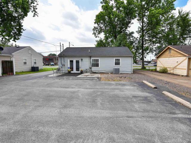 House for sale in Evansville, Indiana