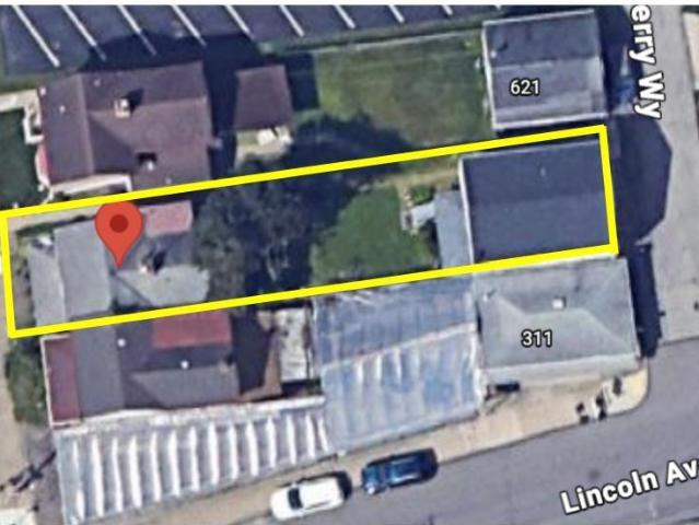 House for sale in Carnegie, Pennsylvania