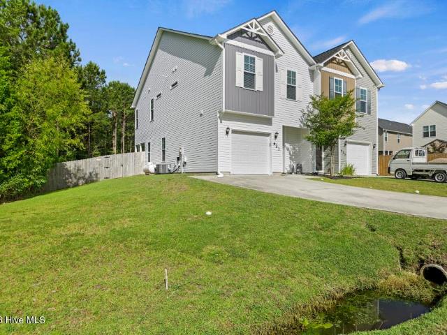 Townhouse for sale in Holly Ridge, North Carolina