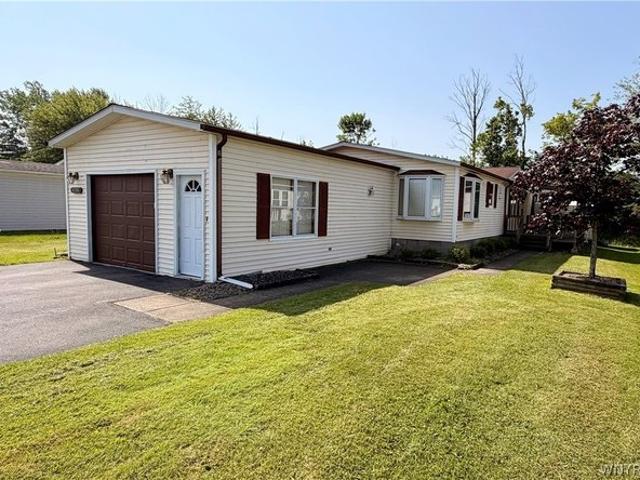 House for sale in Niagara, New York