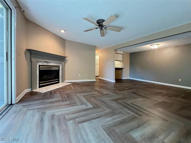 Condo for sale in Lorain