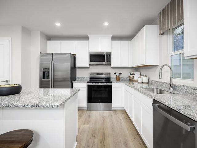Townhouse for sale in Niagara, New York