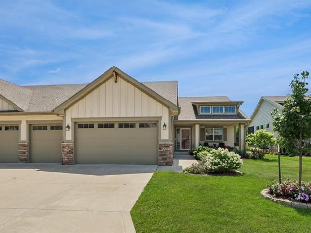 Townhouse for sale in Johnston, Iowa
