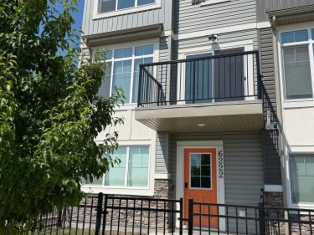 Townhouse for sale in Wedgewood, Alberta