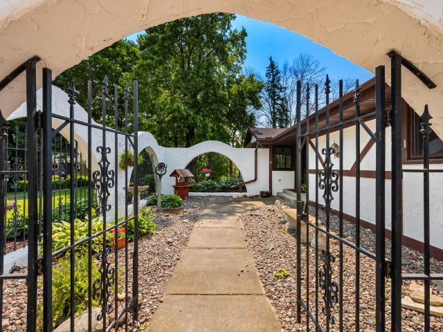House for sale in Hennepin, Minnesota