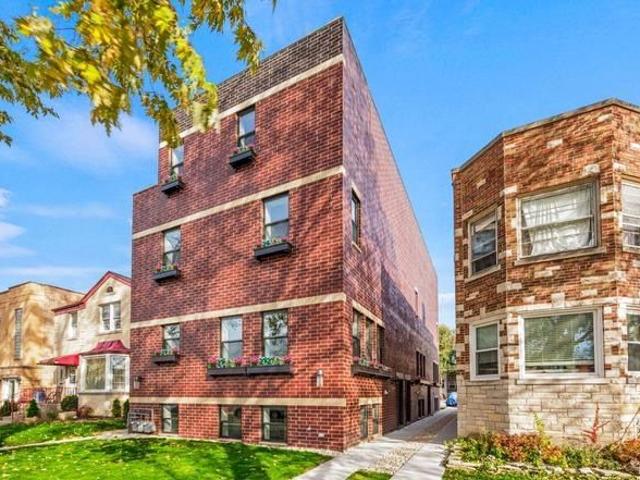 Townhouse for rent in Chicago