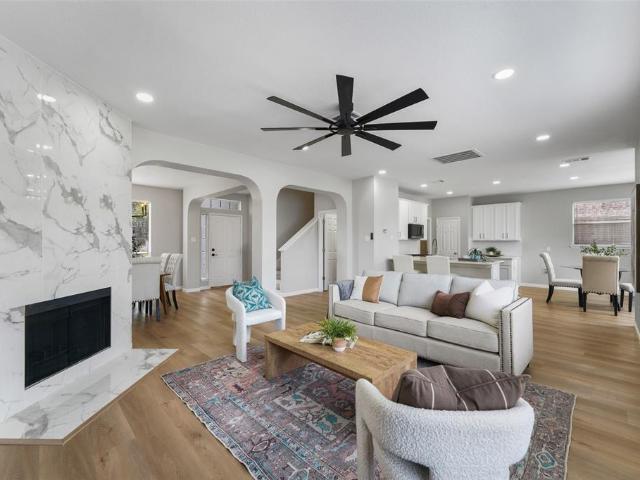 House for sale in Legend Crest, The Colony