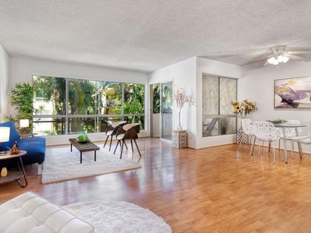 Condo for sale in Culver City, California