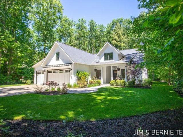 House for sale in Saugatuck, Michigan