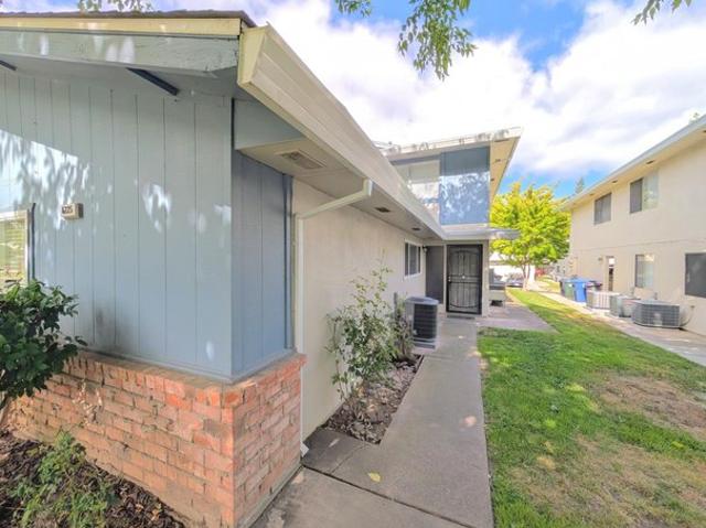 Condo for sale in Carmichael, California