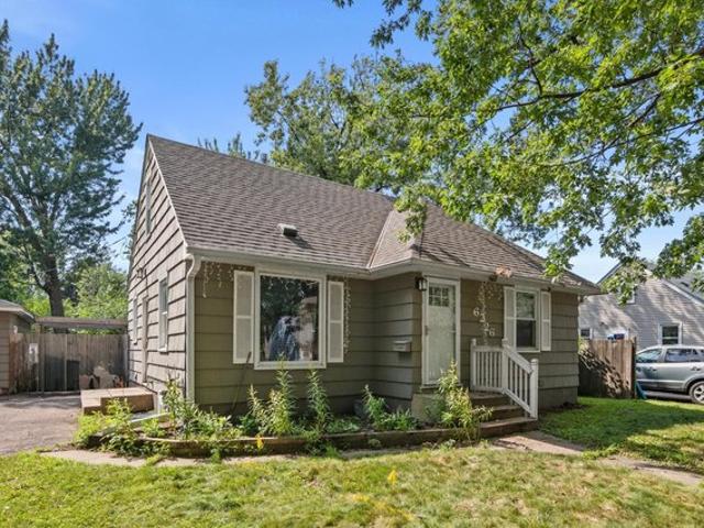 House for sale in Hennepin, Minnesota