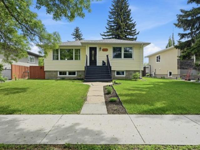 House for sale in Wedgewood, Alberta