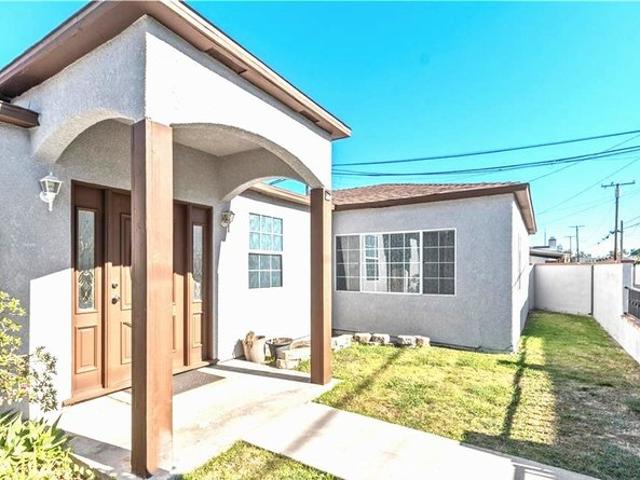 House for sale in Willowville, Long Beach