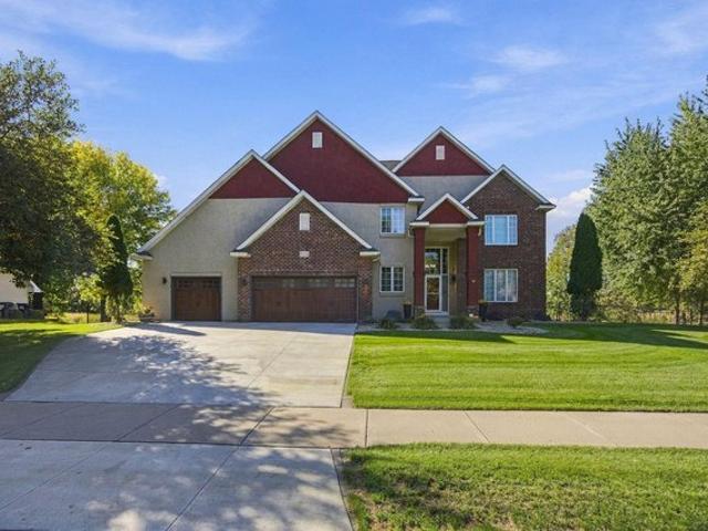 House for sale in Shakopee, Scott County