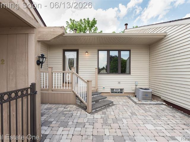 Condo for sale in South Lyon, Michigan