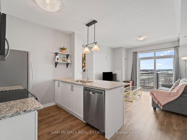 Condo for sale in Oakville, Ontario