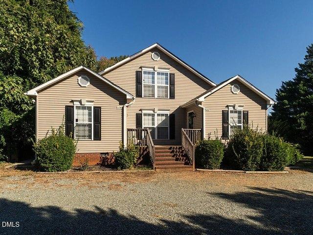 Townhouse for sale in Elon, Alamance County