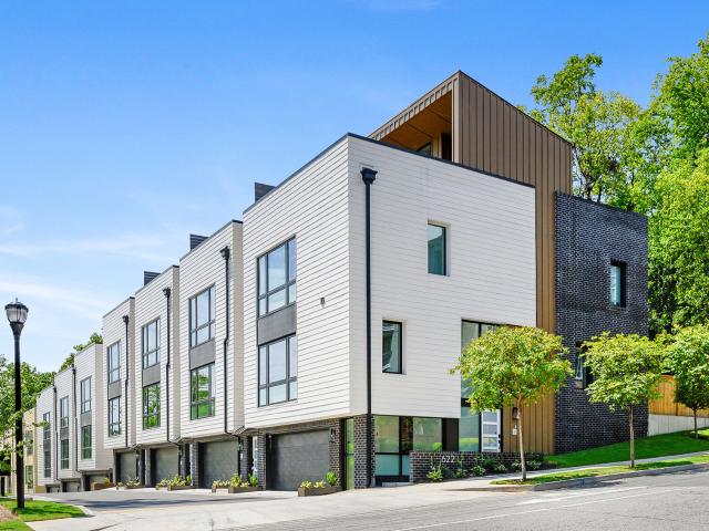 Townhouse for sale in Atlanta