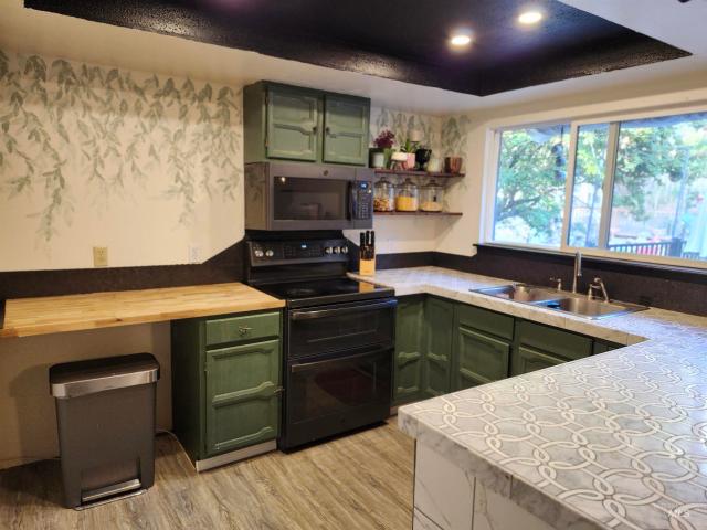 House for sale in Moscow, Latah County