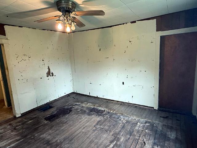 House for sale in Science Hill, Kentucky