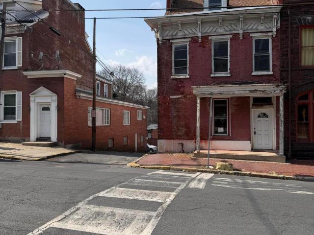 Townhouse for sale in Pottsville, Pennsylvania