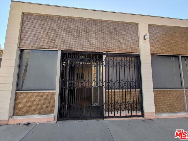 Property for rent in Canoga Park, California