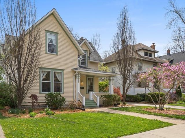 House for sale in Oak Park, Illinois