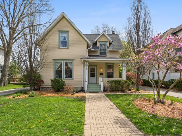 Property for sale in Oak Park, Illinois